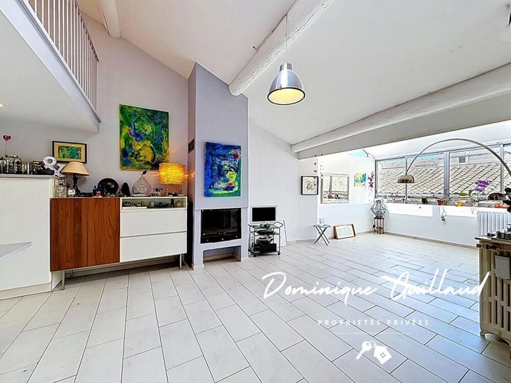 Nîmes Arènes -Duplex 5 piècès 173 m2 avec terrasse et loggia de 50m2