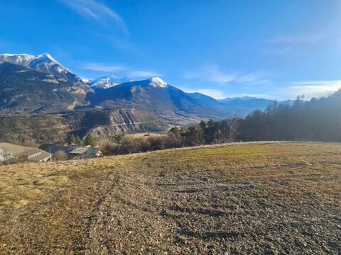 Dpt Hautes Alpes (05), à vendre CHATEAUROUX maison  d'environ 250 m2 à rénover entiérement avec grange,garage et un beau terrain 259000 Chteauroux-les-Alpes (05380)