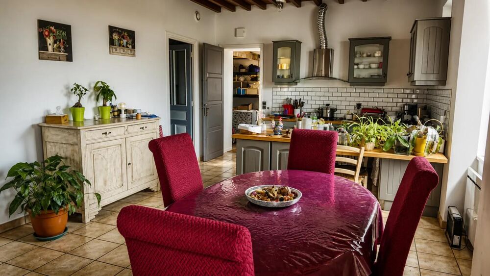 Vente Maison Maison de 5 pièces dans un village au calme Gayan