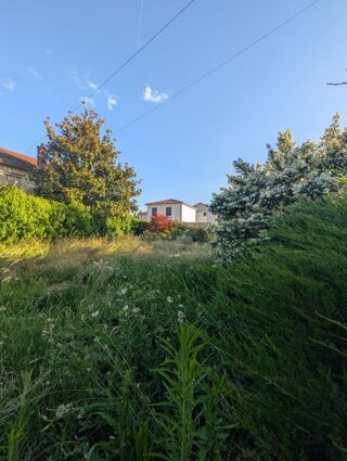  Terrain à vendre 695 m²