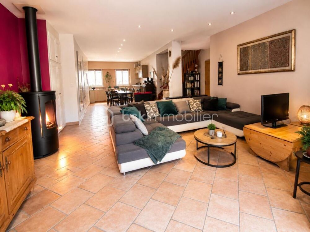 Magnifique Maison de village de 150m² 5 pièces avec jardin et garage de plus de 88m²
