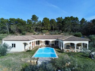  Villa à vendre 7 pièces 260 m²