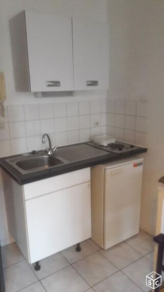  Appartement à louer 1 pièce 17 m²