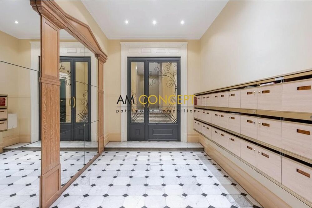 Vente Appartement NICE CARRE D'or 2p dernier étage Nice