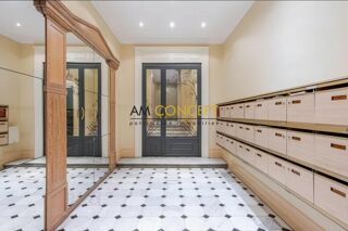 Vente Appartement NICE CARRE D'or 2p dernier étage Nice