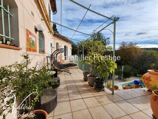  Villa à vendre 6 pièces 150 m²
