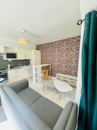  Appartement à louer 2 pièces 38 m²