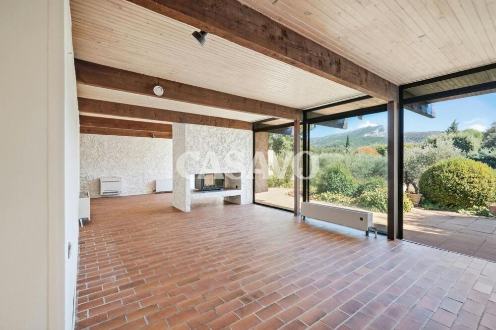 à vendre  Maison Saint-Marc-Jaumegarde (13100)