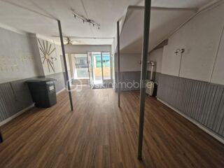  Immeuble à vendre 5 pièces 196 m²