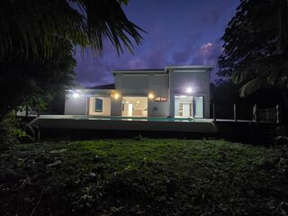  Villa � vendre 5 pi�ces 210 m�