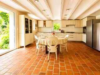  Maison à vendre 8 pièces 276 m²