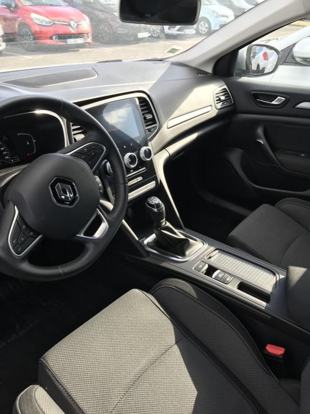 M&eacute;gane IV TCE 140 BUSINESS 2023 occasion 38160 Chatte