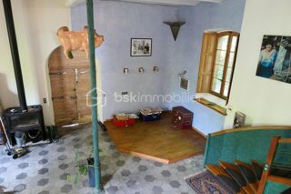  Propriété/château à vendre 3 pièces 161 m²