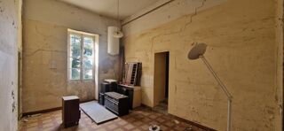  Immeuble à vendre 14 pièces 352 m²