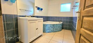  Immeuble � vendre 10 pi�ces 235 m�