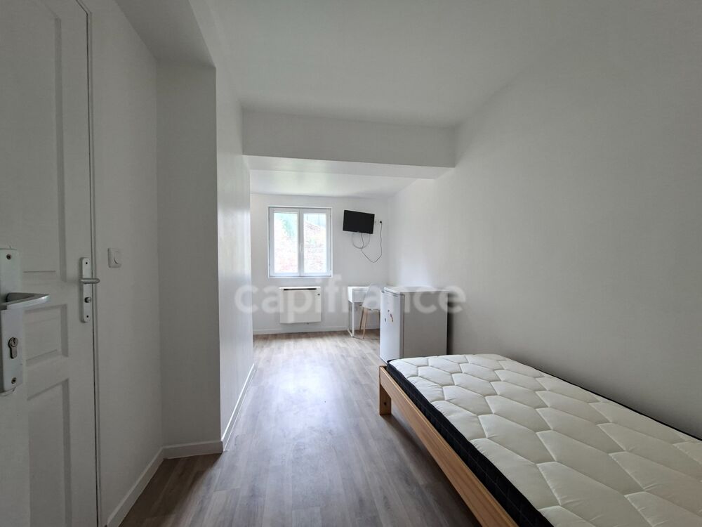 Location Appartement Chambre 14 m² avec salle d'eau et WC privatifs – Colocation meublée – 420 € CC – Roubaix Roubaix