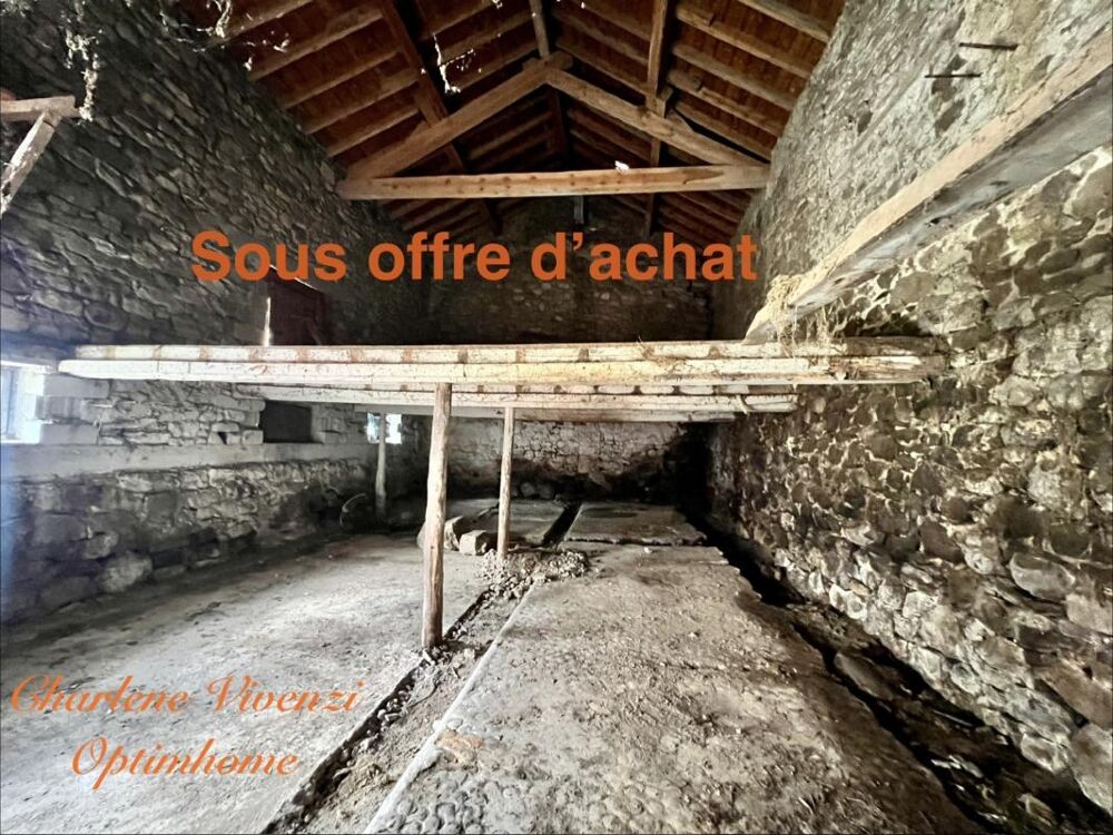 Exclusivité Grange en pierre à rénover Fort potentiel