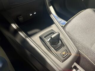 Captur II (2) 1.8 E-TECH FULL HYBRID 160 BA TECHNO 2026 occasion 52000 Chamarandes-Choignes
