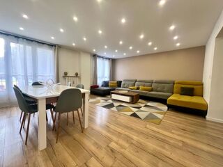  Appartement à louer 5 pièces 92 m²