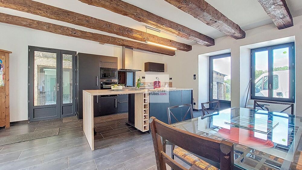 Vente Maison Rouffignac: au calme, sans voisins, corps de ferme avec maison rénovée en 2021. Jardin 5 hectares autour Rouffignac saint cernin de r