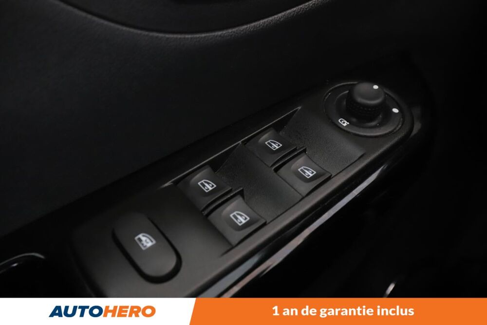 Captur 1.5 dCi Energy Intens Eco2 90 ch 2017 occasion 92130 Issy-les-Moulineaux