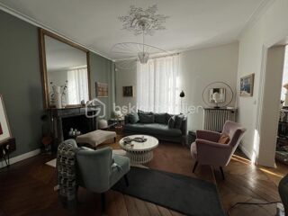  Propriété/château à vendre 9 pièces 180 m²