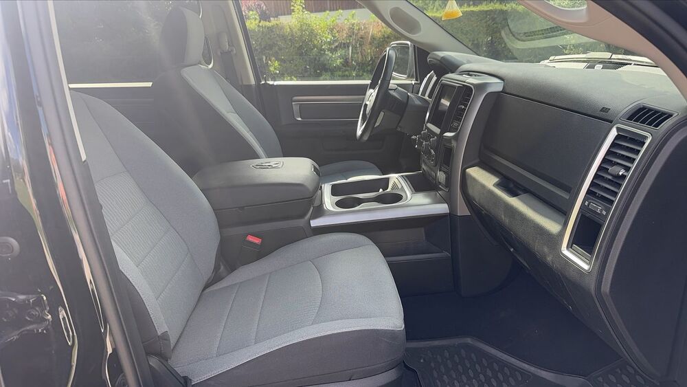 RAM 1500 IV 5.7 V8 HEMI 400 Base - Automatique 2022 occasion 38000 Grenoble