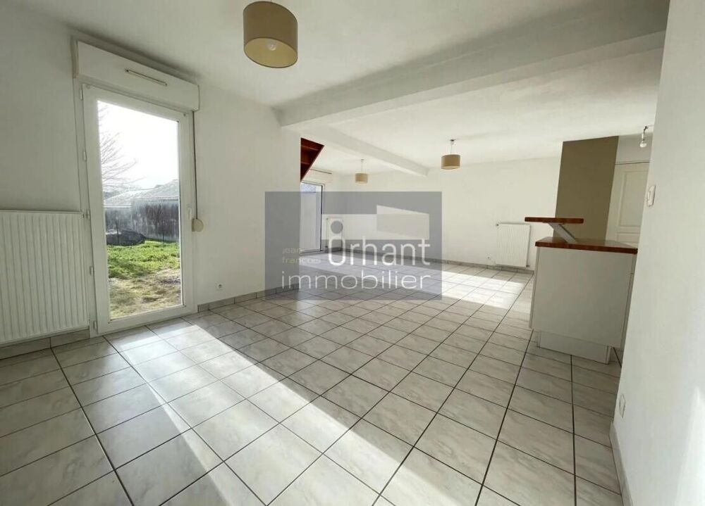 Vente Maison Maison 2003 - 3 chambres + garage + terrasse et jardin proch Theix noyalo