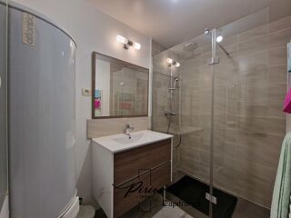  Immeuble � vendre 8 pi�ces 162 m�