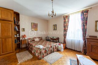  Maison � vendre 9 pi�ces 217 m�