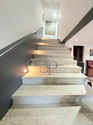  Maison à vendre 7 pièces 220 m²