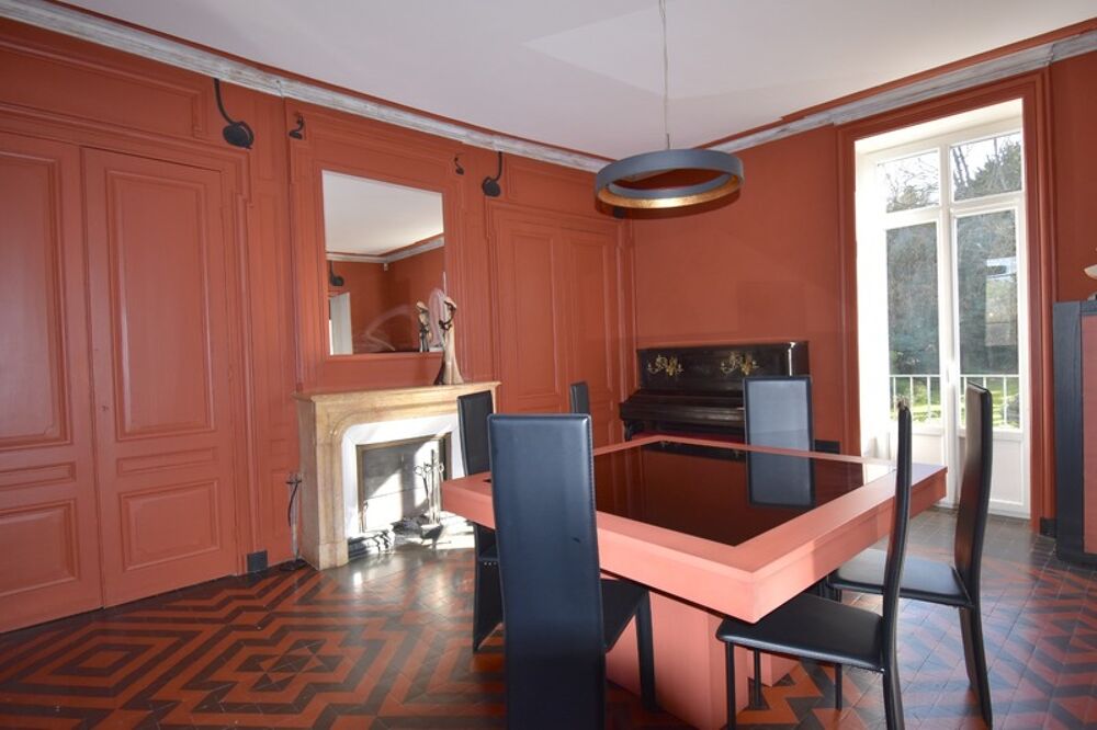 � vendre  Propri�t�/ch�teau Lacenas (69640)