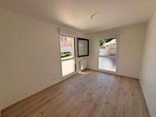  Appartement à louer 3 pièces 56 m²