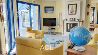  Maison � vendre 8 pi�ces 210 m�