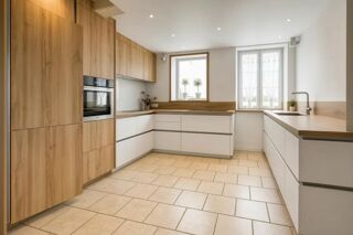  Maison à vendre 10 pièces 398 m²
