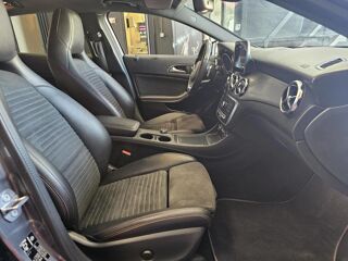 Classe GLA 220 CDI / d (156.903) FASCINATION AMG 2019 occasion 06700 Saint Laurent Du Var