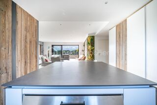  Appartement � vendre 4 pi�ces 143 m�