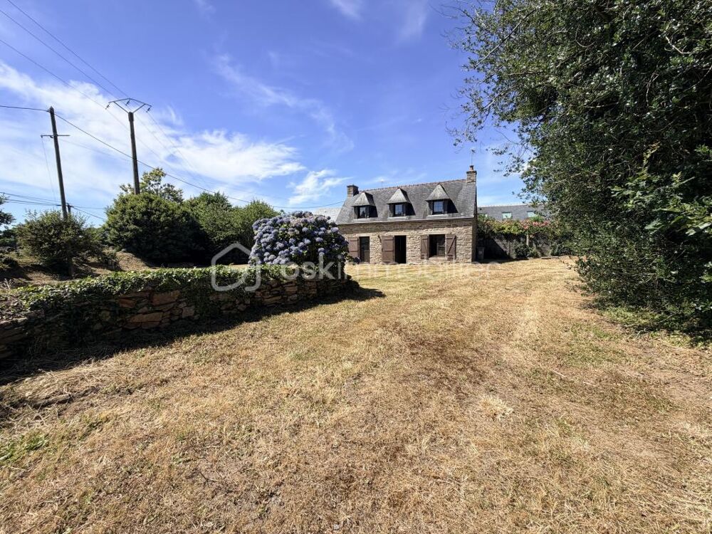 Maison en pierre des années 80 à rénover