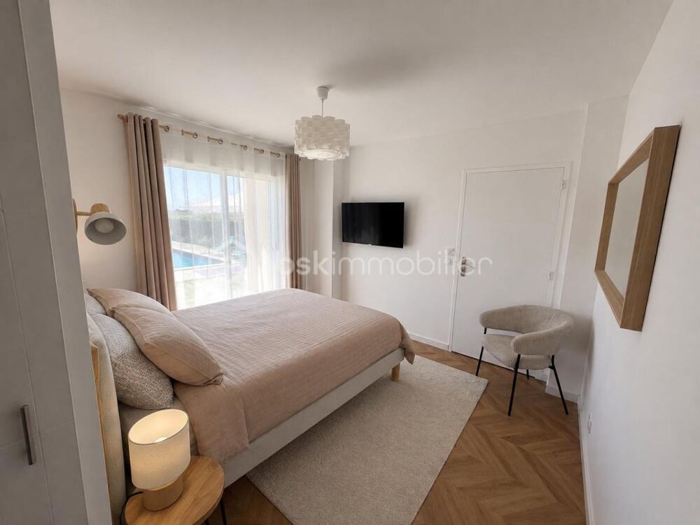 Maison familiale avec piscine chauffée et prestations de qualité