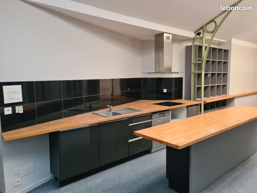 Loft, local commercial ou bureau, coeur de ville, rez de chaussée