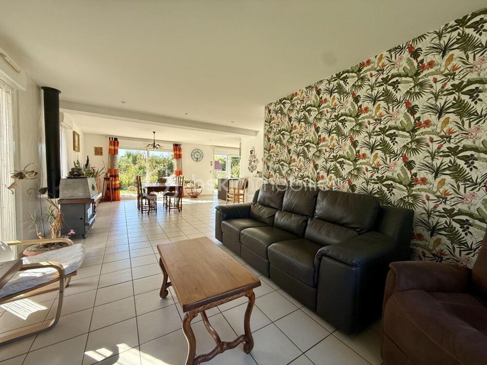 Vente Maison Maison de 131 m² en semi-plain-pied – 4 chambres – Terrain de 1 118 m² Noordpeene