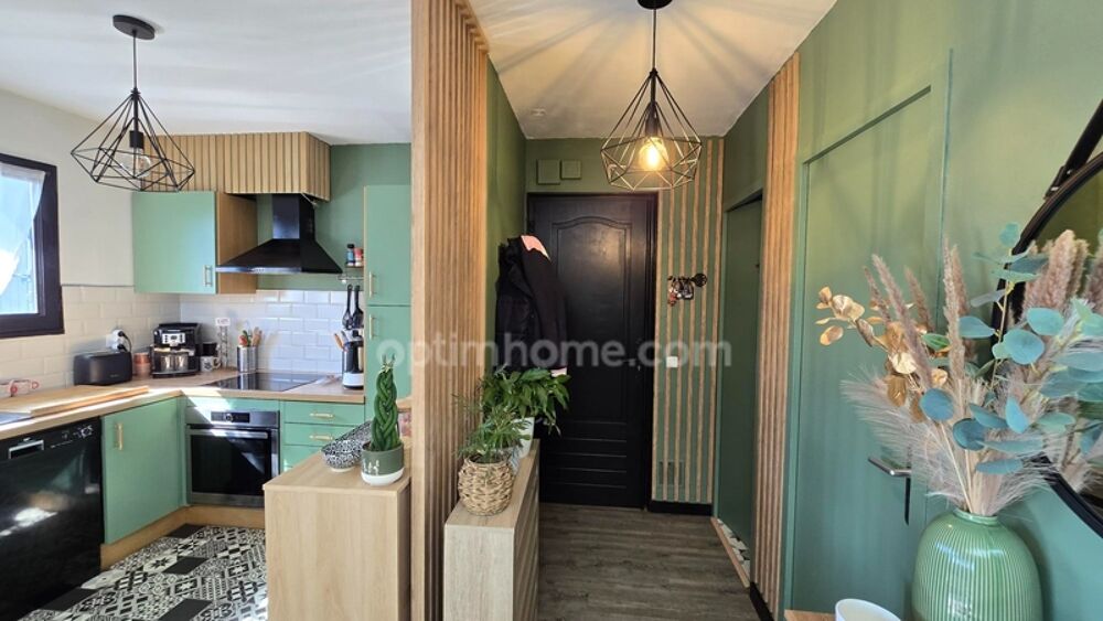 Vente Maison Spacieuse maison familiale avec piscine, jardin et prestations énergétiques à LEOGNAN (33) Leognan