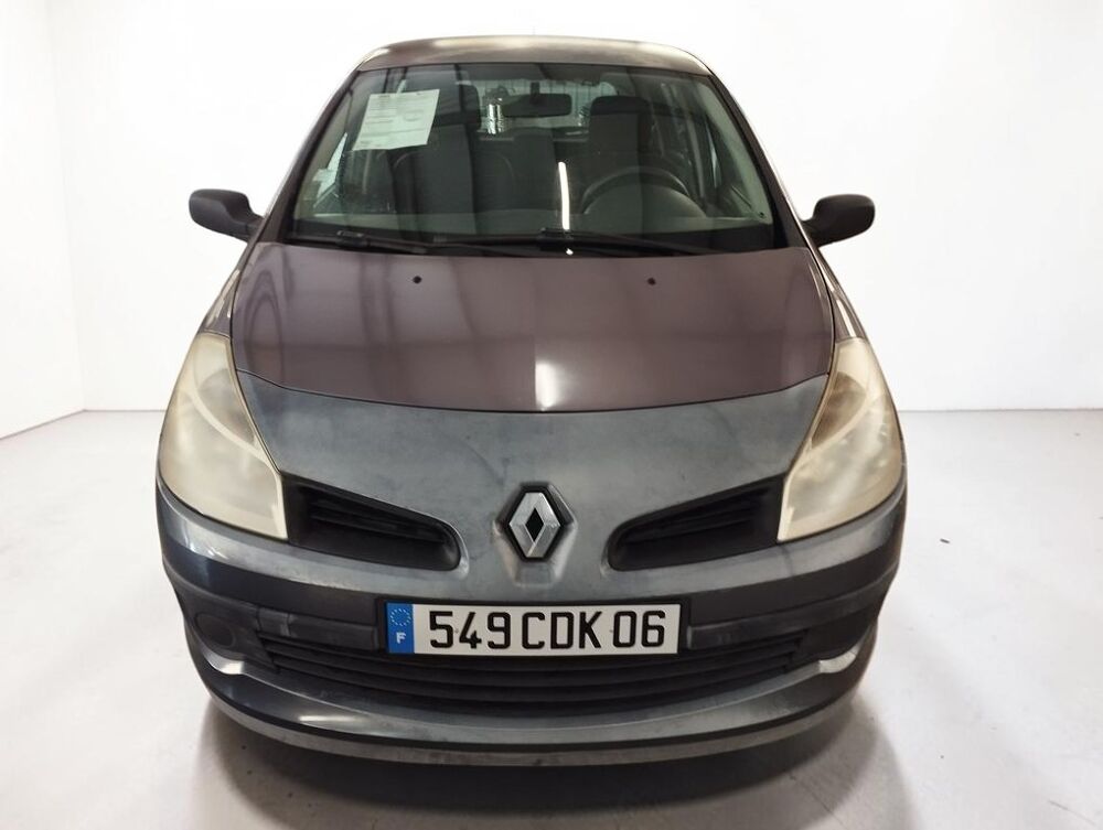Clio III 1.2 75 AUTHENTIQUE 5P 2007 occasion 06640 Saint-Jeannet