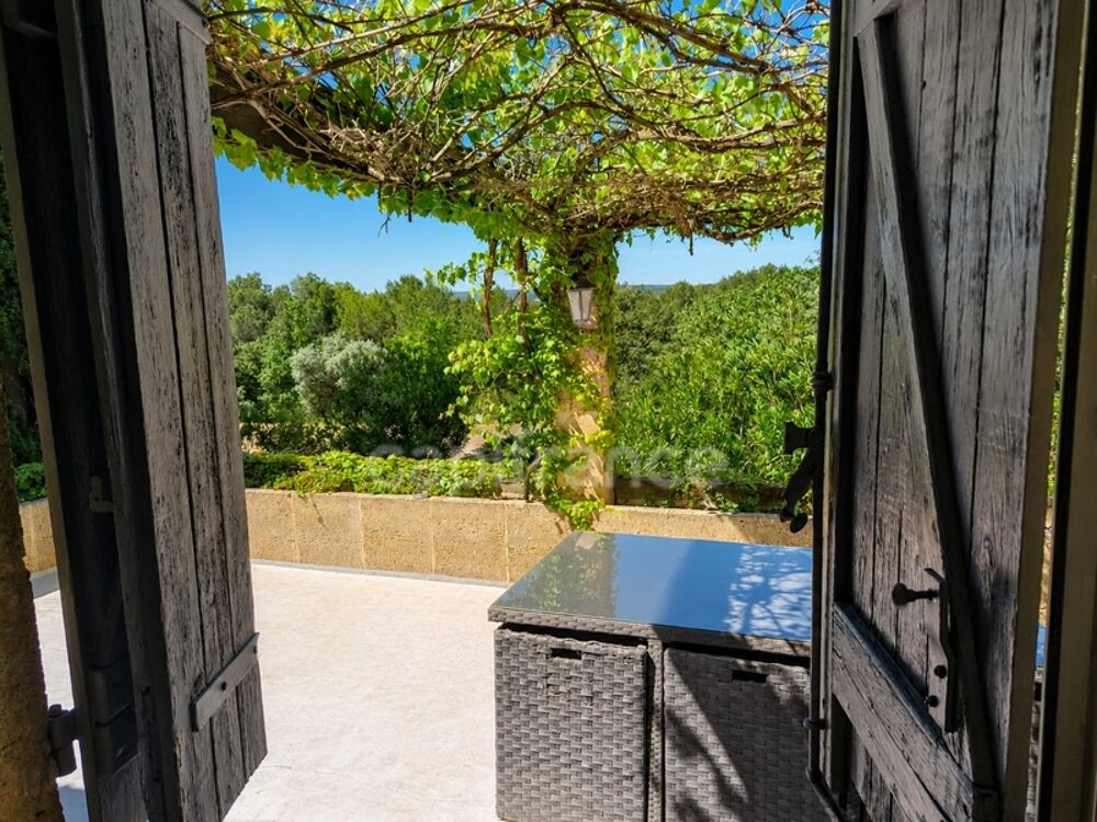 � vendre  Maison �guilles (13510)