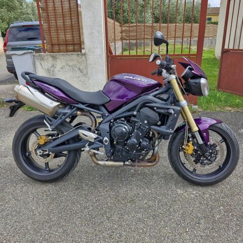 Moto TRIUMPH 2011 occasion Carpentras 84200