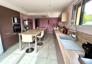  Maison à vendre 6 pièces 219 m²