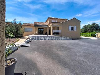  Villa à vendre 5 pièces 140 m²
