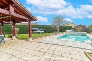  Villa à vendre 7 pièces 158 m²