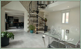  Maison � vendre 10 pi�ces 360 m�