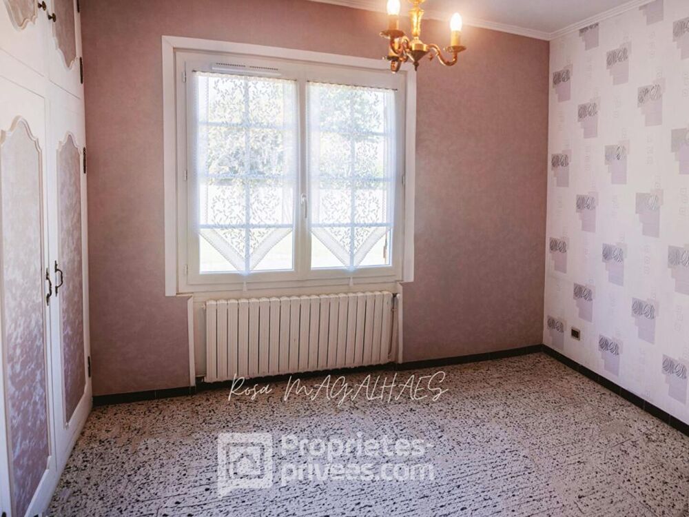 Maison familiale de 151 m² avec jardin arboré à Brocas